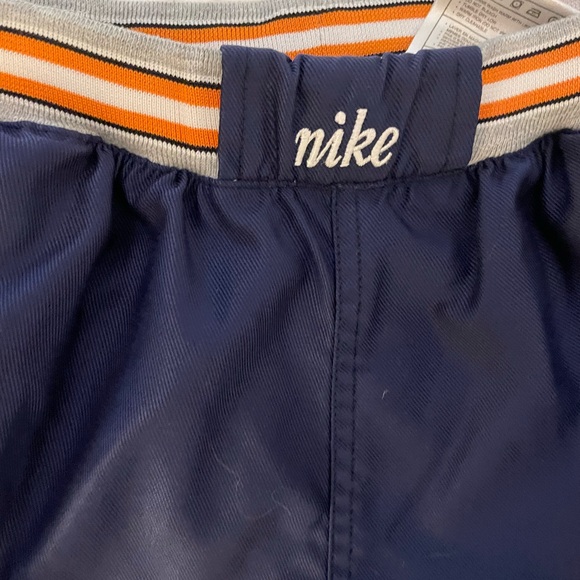 90s VTG NIKE Nylon Silky Soccer Shorts Running Training Waist Logo Glanz - Med. - Picture 2 of 3